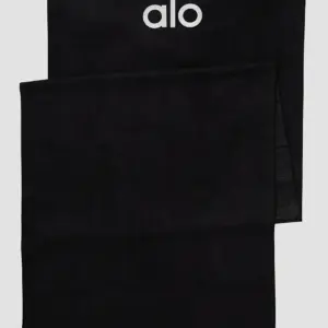 Grounded No-Slip Towel - Black