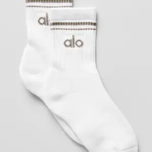 Unisex Half-Crew Throwback Sock - White/Light Cocoa