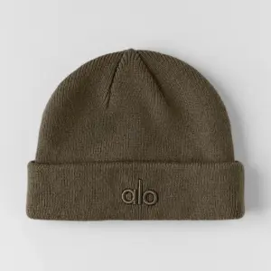 Notable Beanie - Olive Tree