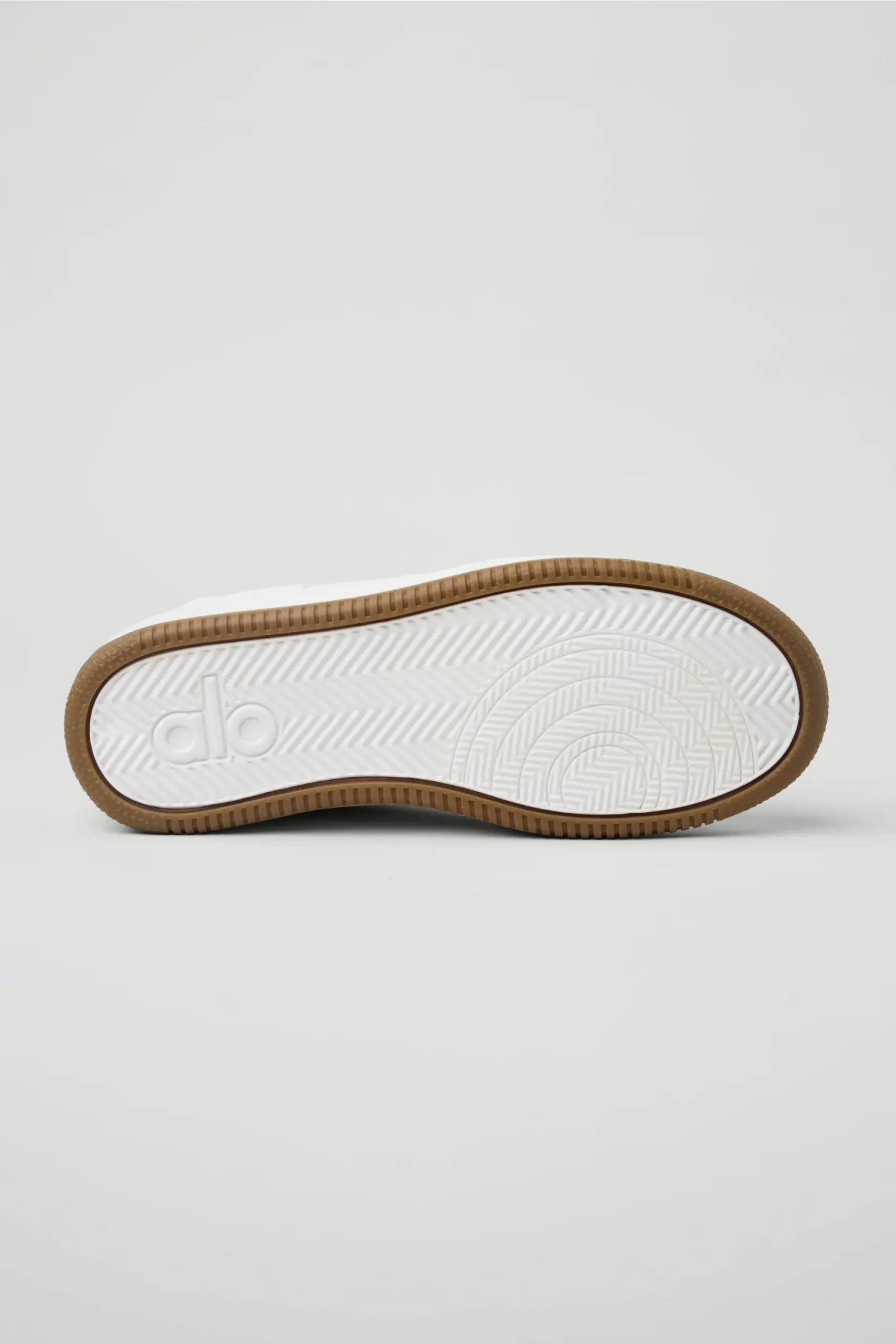 ALO Recovery Mode Sneaker - Natural White/Gum - Image 5