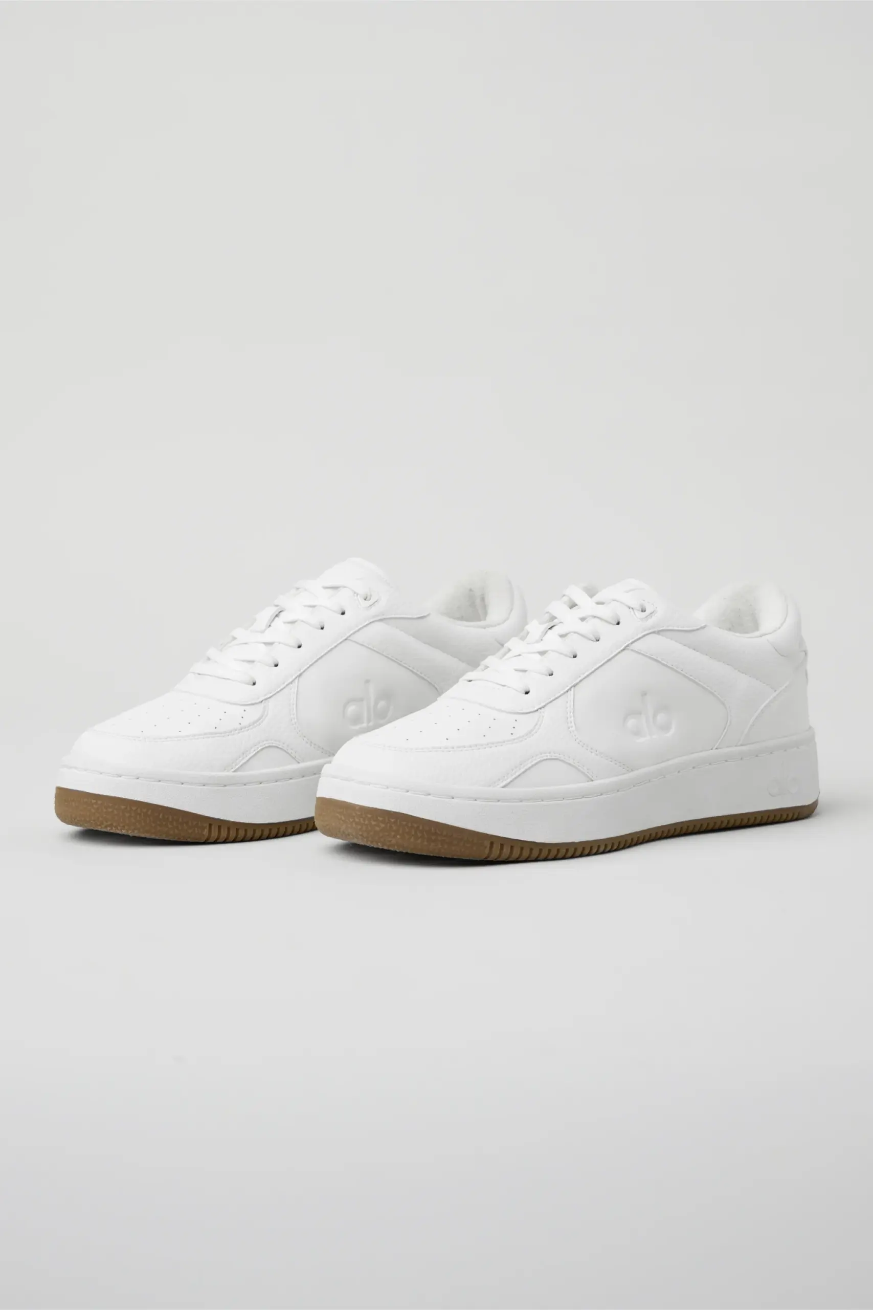 ALO Recovery Mode Sneaker - Natural White/Gum - Image 4