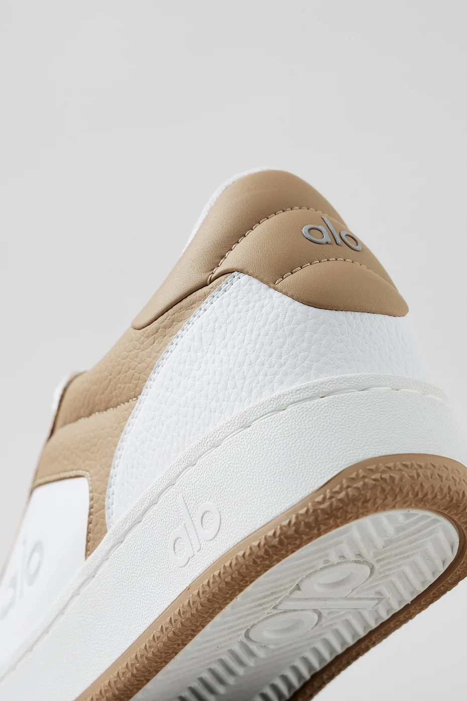 ALO Recovery Mode Sneaker - Gravel/White - Image 7