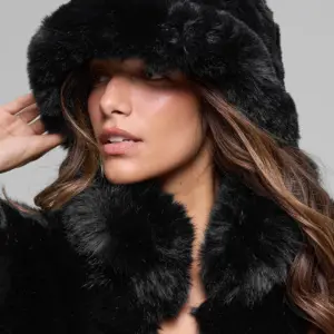 Faux Fur Starstruck Bucket Hat - Black