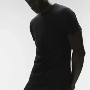 Triumph Raglan Tee - Black