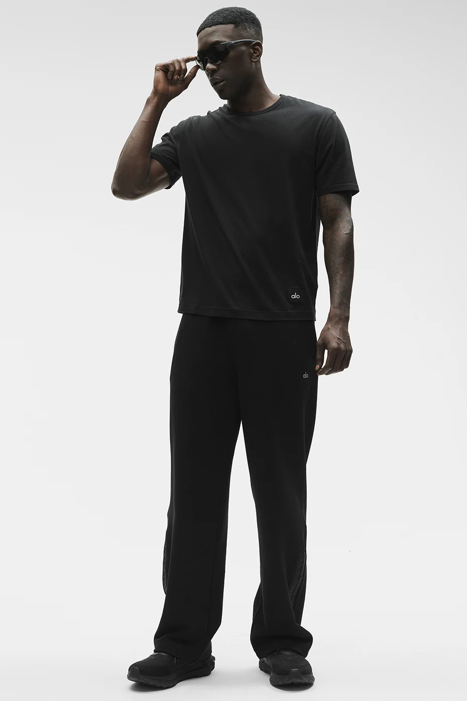 Essential Short Sleeve Street Tee - Black - Image 6
