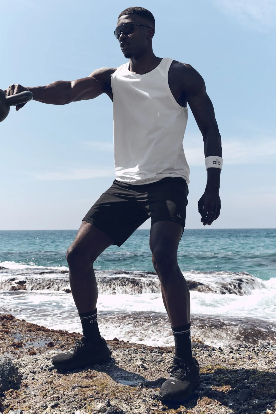 Conquer Tank - White