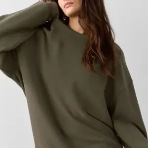 Chill Crew Neck Pullover - Olive Tree