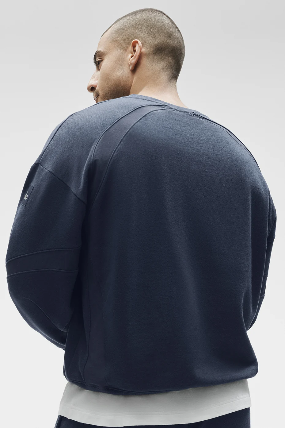 Field Crew Neck Sweatshirt - Navy - Image 4