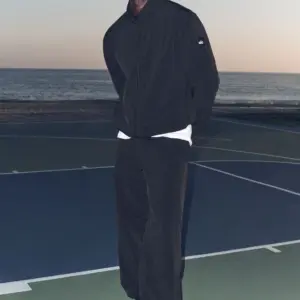 Takeaway Track Straight Leg Pant - Black