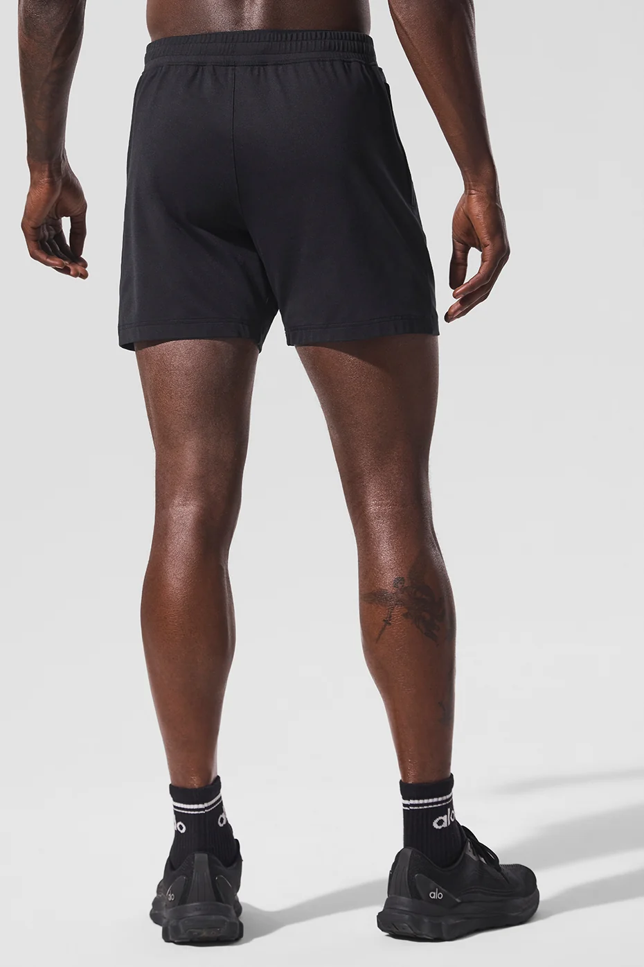 7 Conquer React Performance Short - Black - Image 2