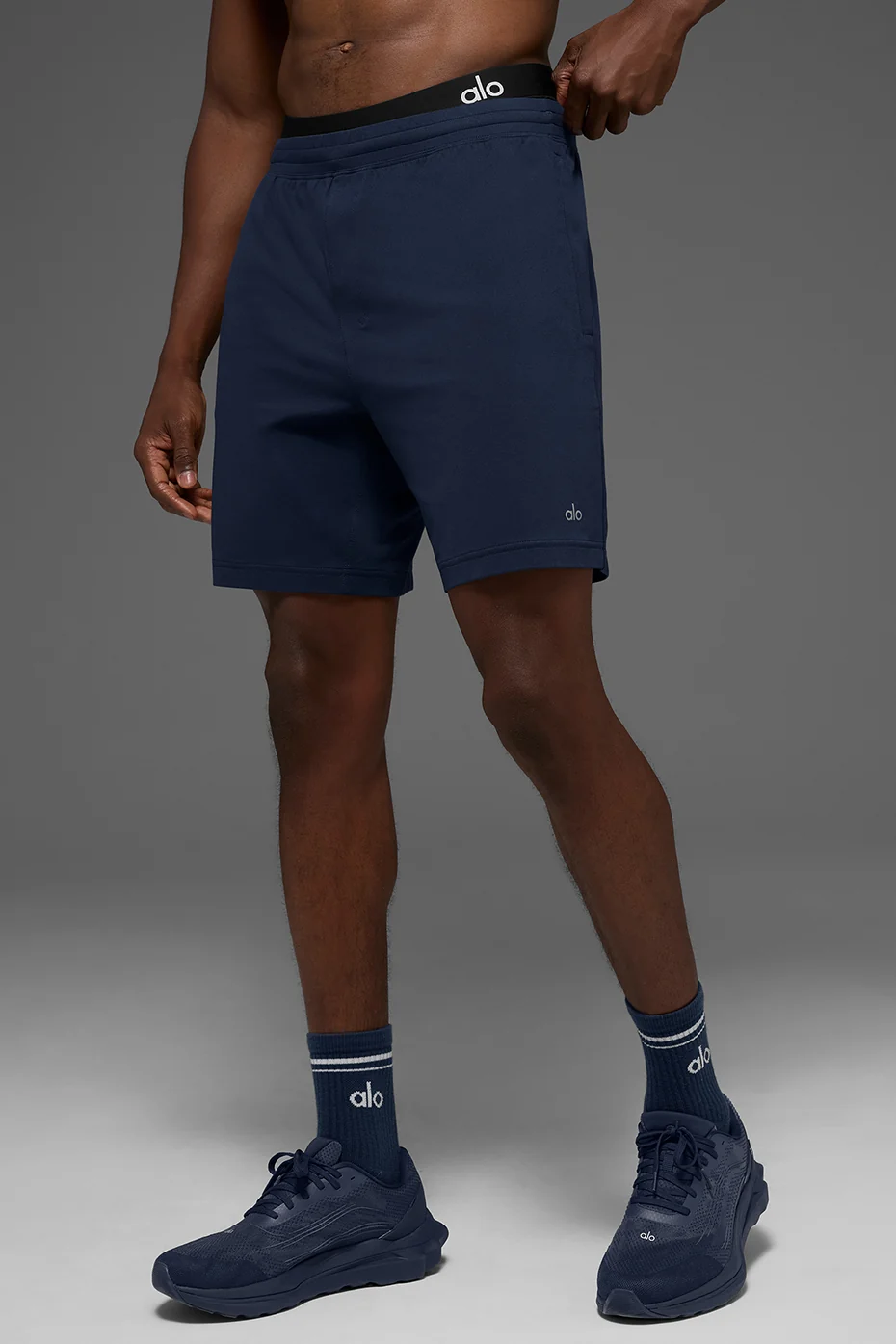 7 Conquer React Performance Short - Navy - Image 3