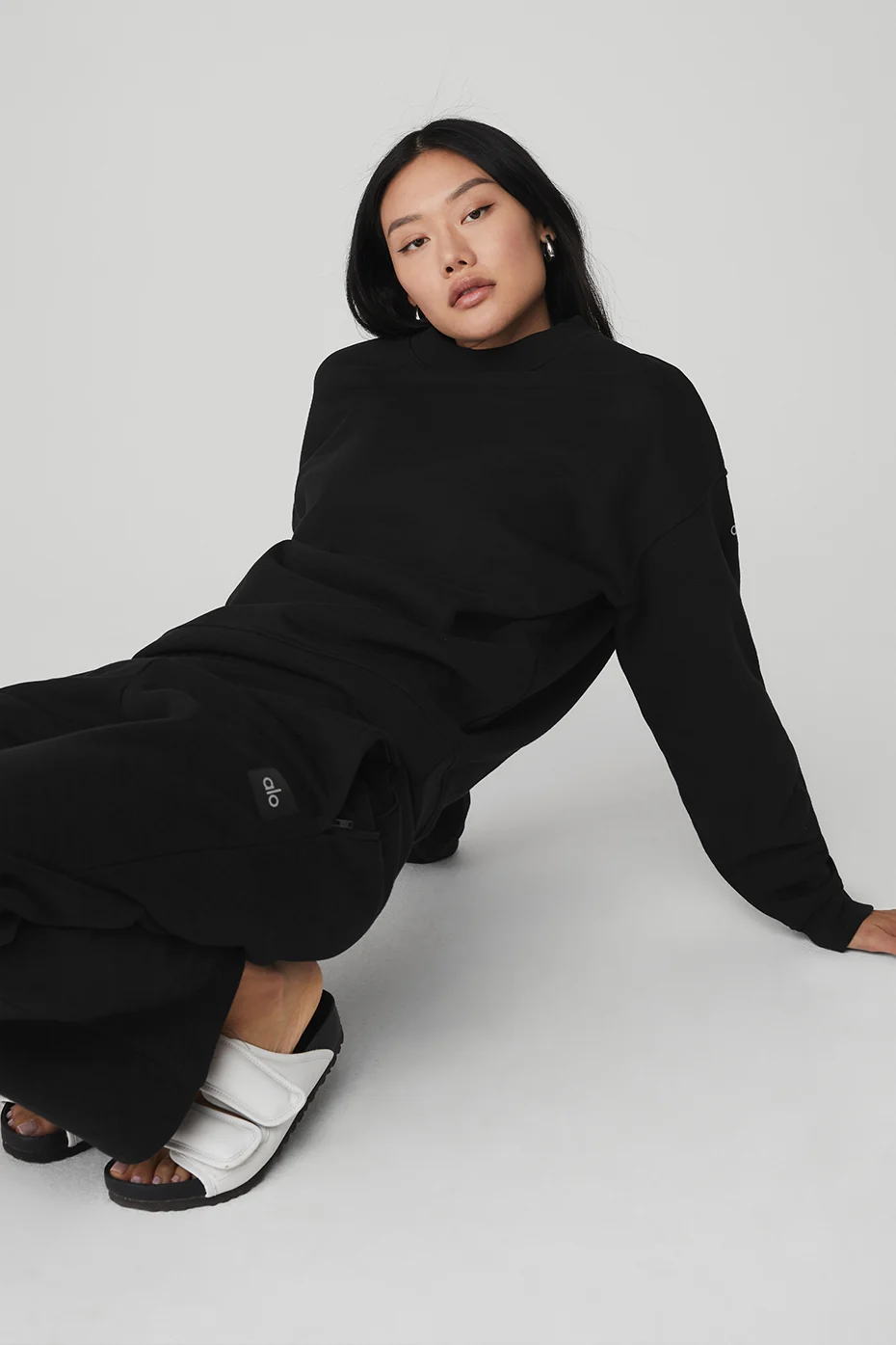 Renown Heavy Weight Crew Neck Pullover - Black - Image 4