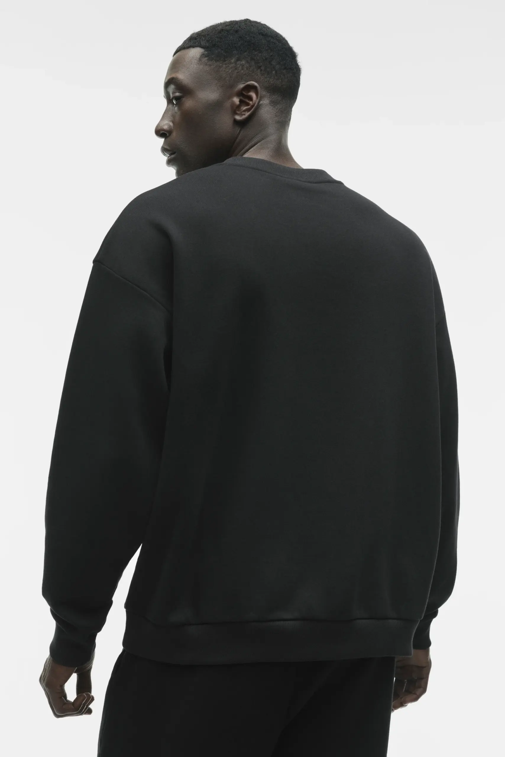 Accolade Crew Neck Pullover - Black - Image 2