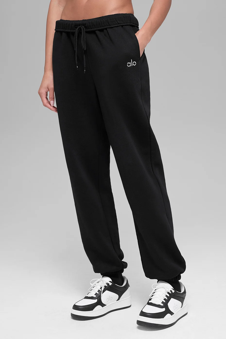 Accolade Sweatpant - Black - Image 3