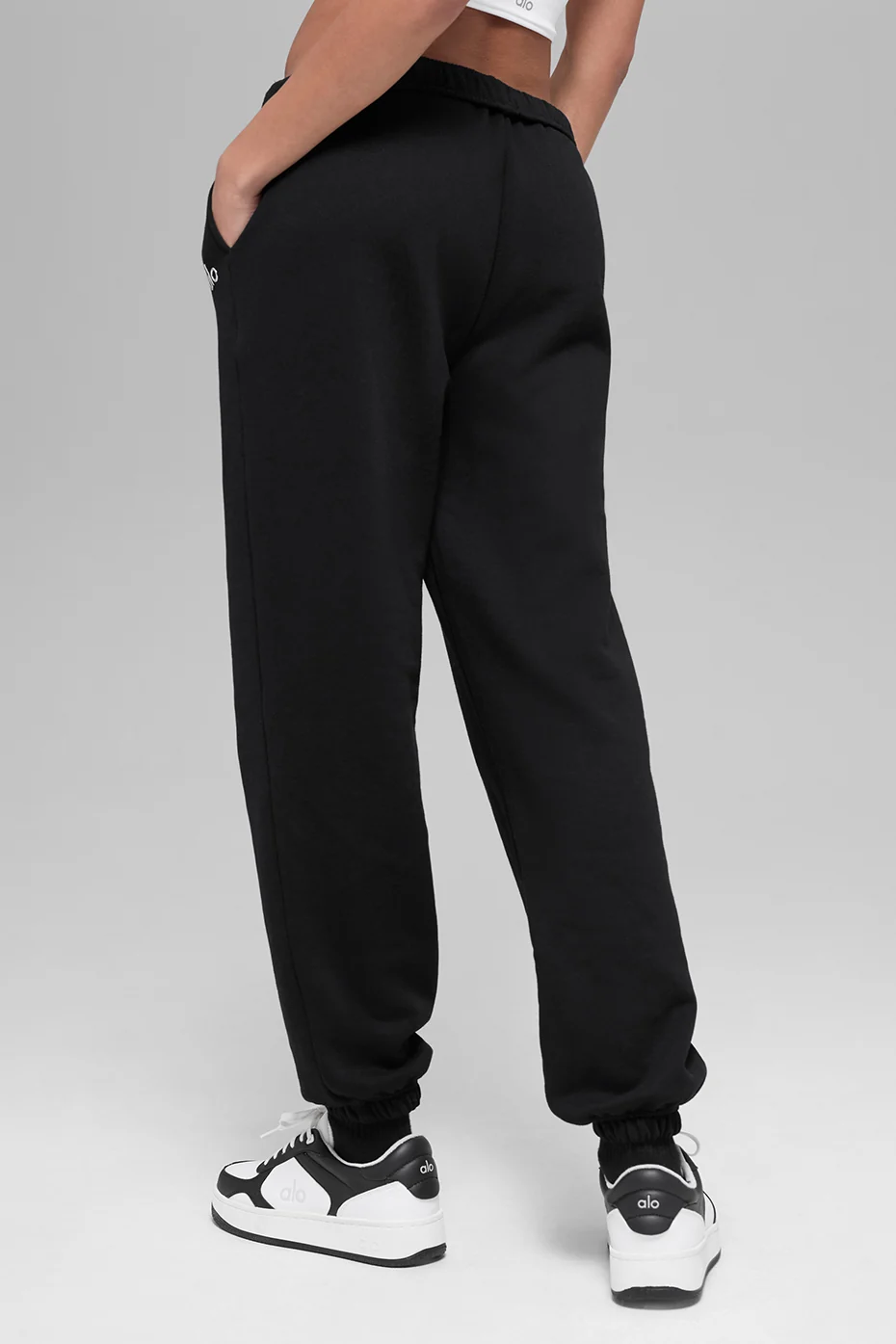 Accolade Sweatpant - Black - Image 4