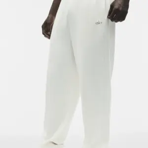 Accolade Sweatpant - Ivory