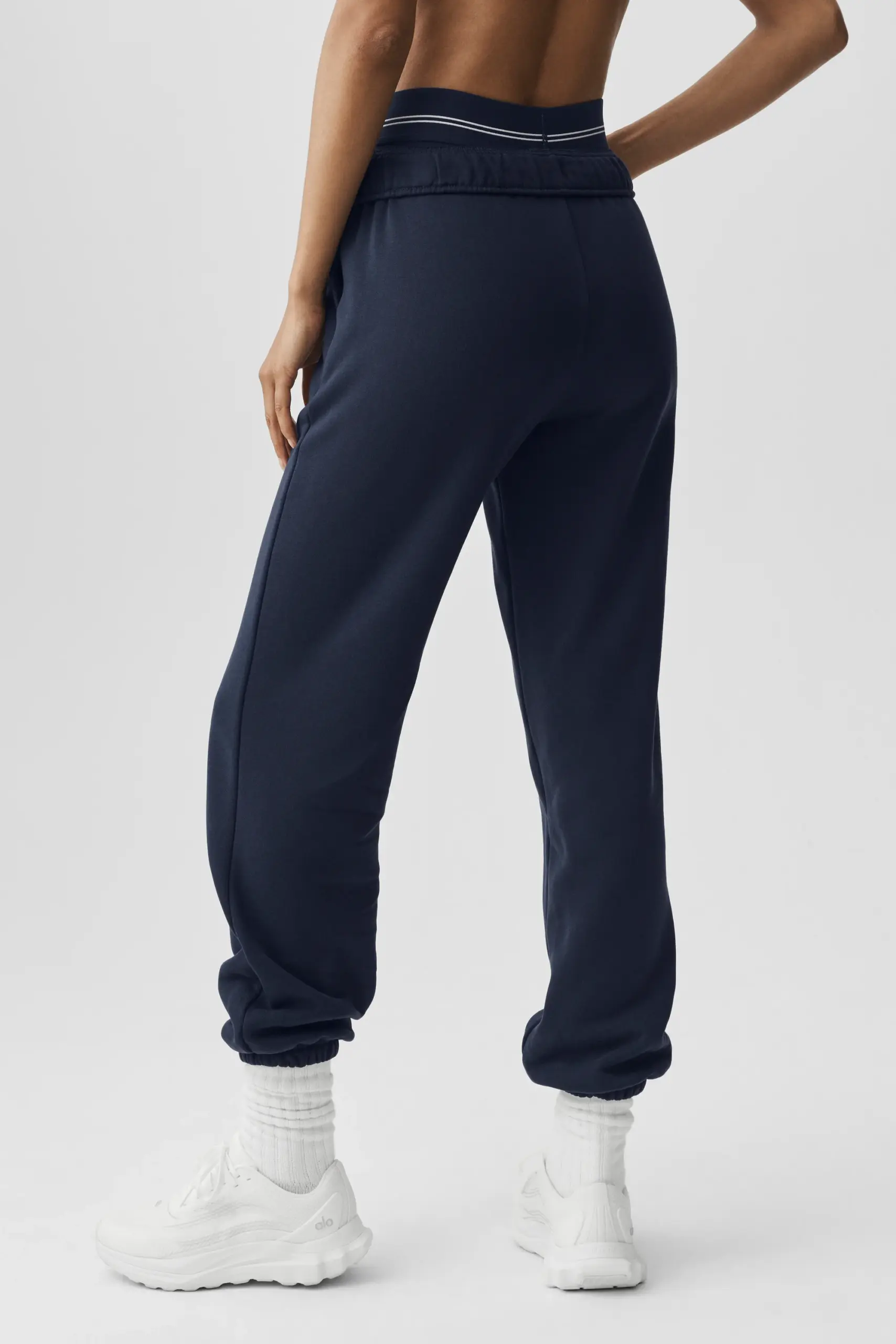 Accolade Sweatpant - Navy - Image 4