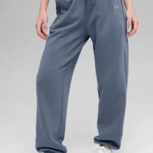 Accolade Sweatpant - Bluestone