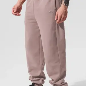 Accolade Sweatpant - Taupe