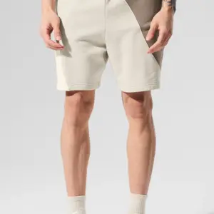 7 Make Waves Short - Ivory/Bone/Gravel