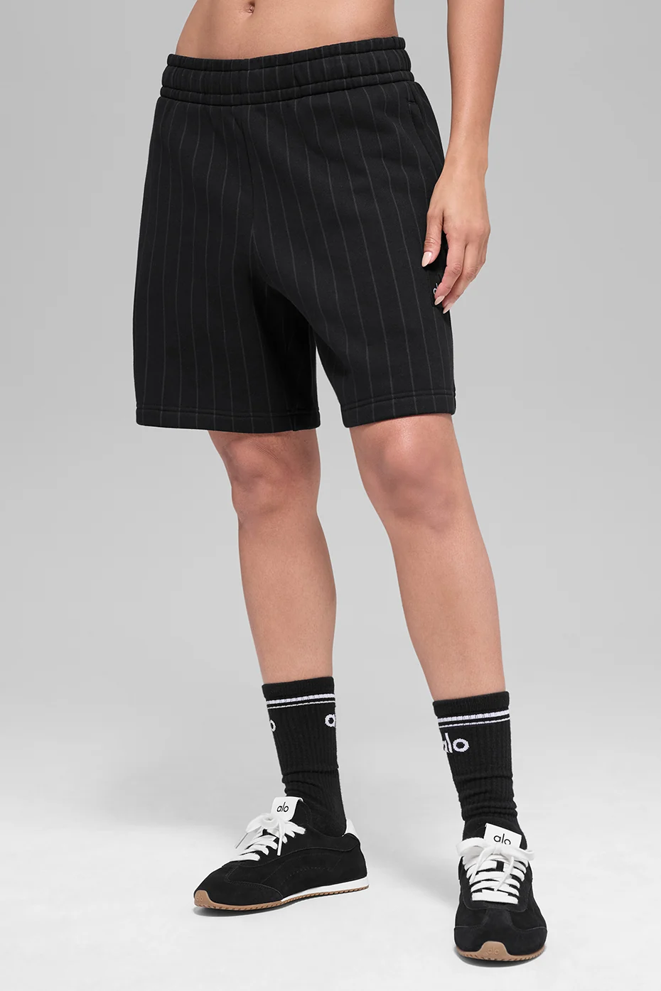 7 Pinstripe Short - Black Pinstripe