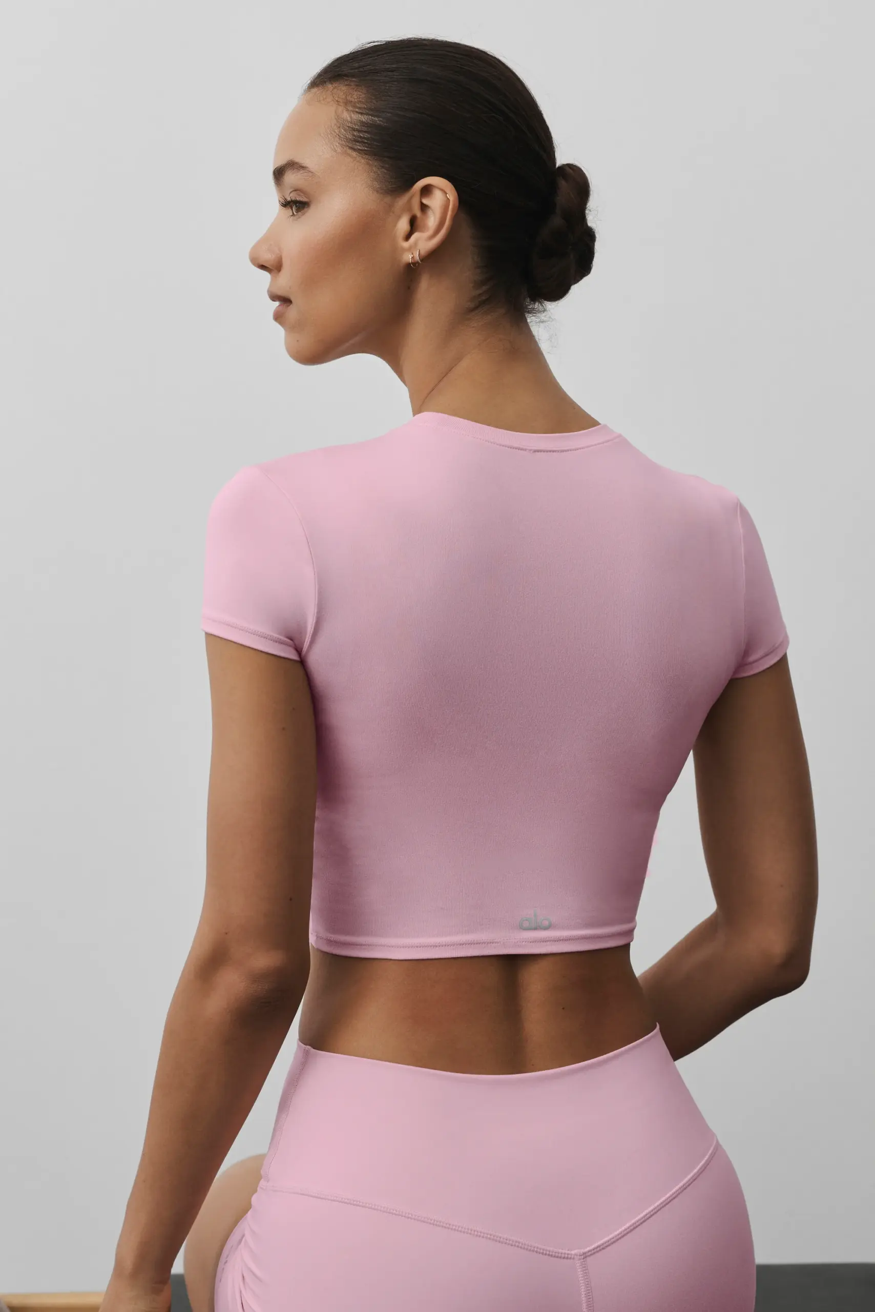 Alosoft Crop Finesse Short Sleeve - Pink Marshmallow - Image 2