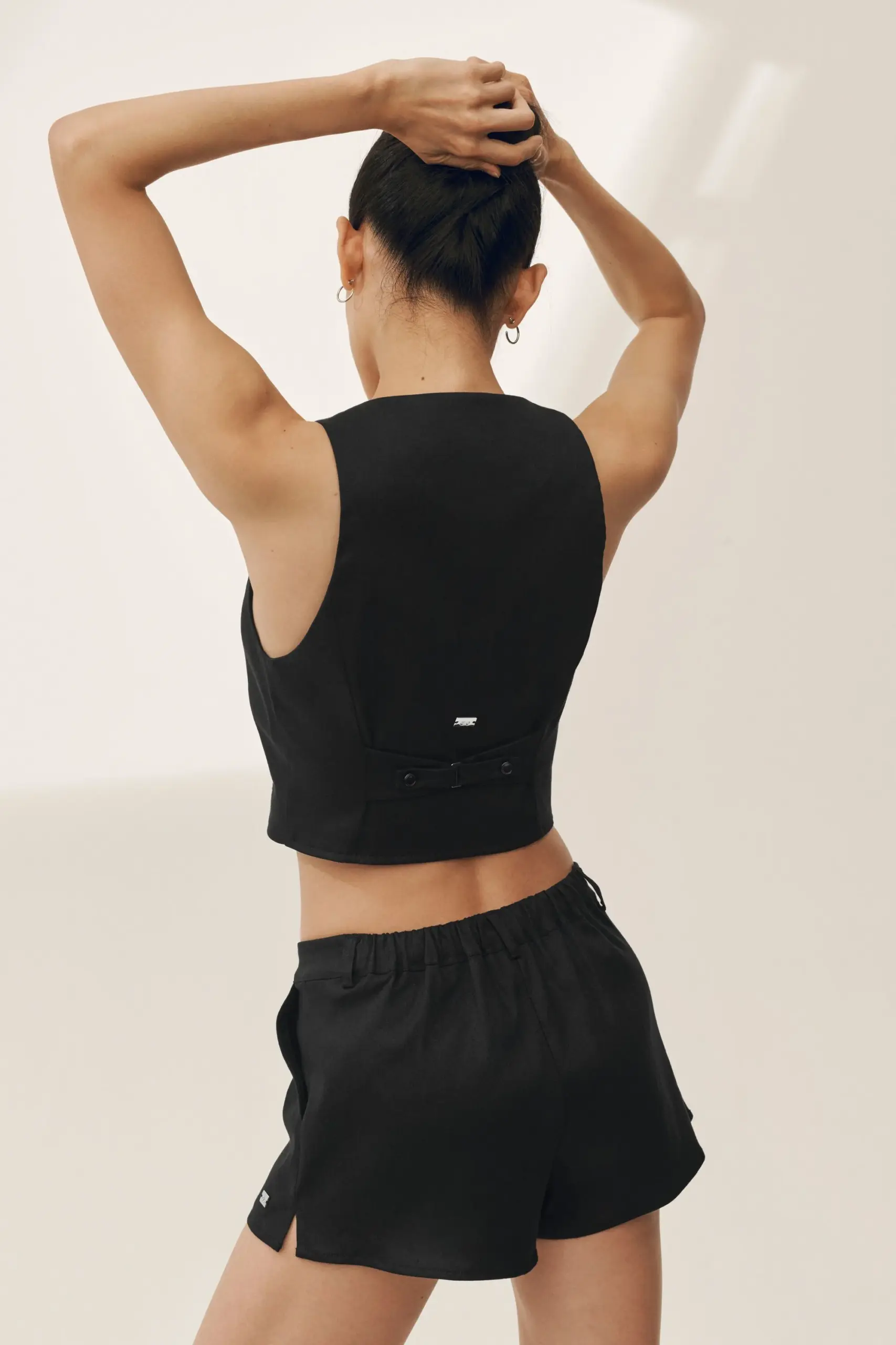 Linen Blend Riviera Vest - Black - Image 2