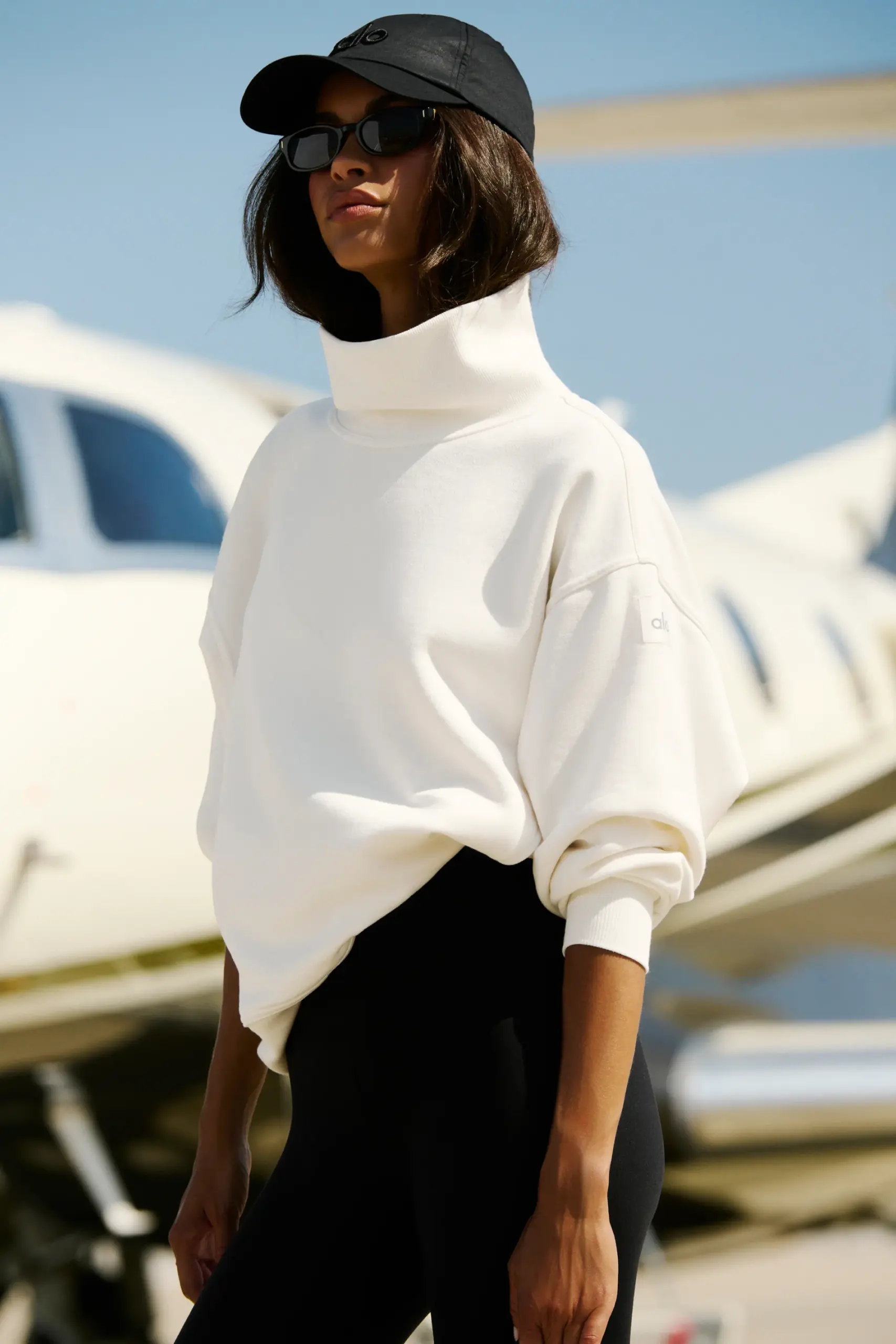 Hazy Mock Neck Pullover - Ivory