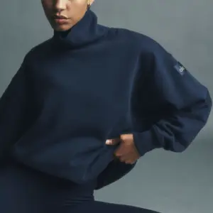 Hazy Mock Neck Pullover - Navy