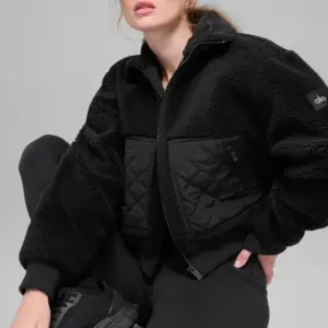 Sherpa Edge Bomber - Black
