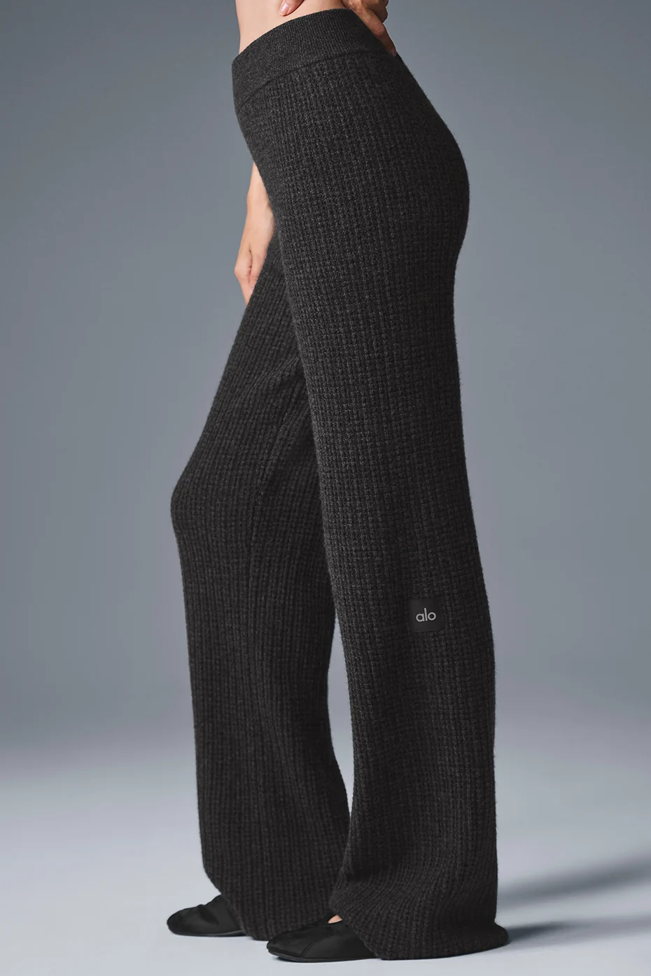Cashmere High-Waist Plush Waffle Pant - Dark Heather Grey - Image 3
