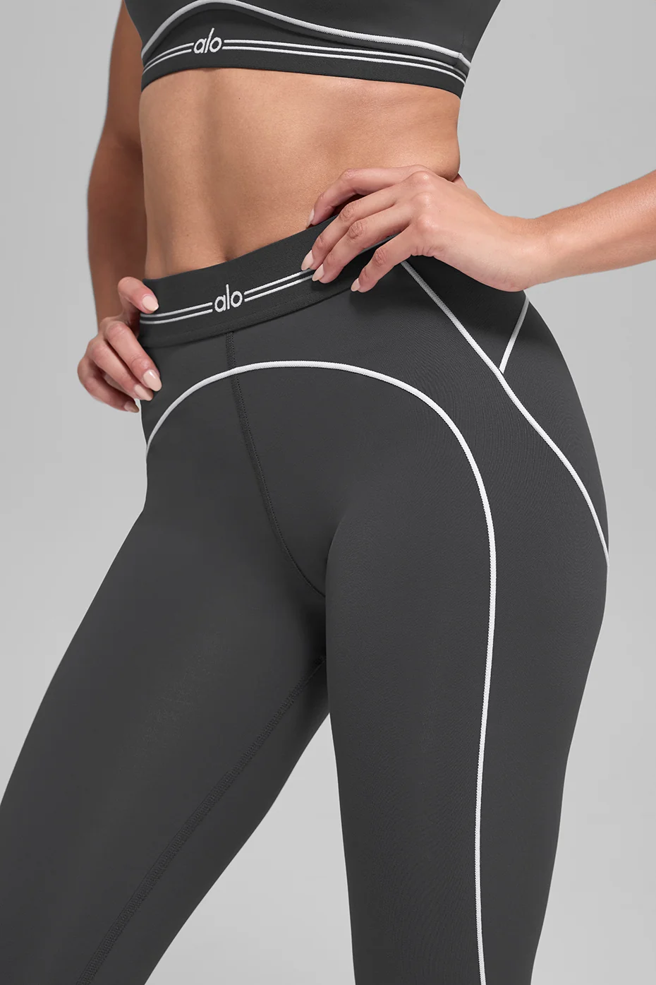 Airbrush High-Waist Heart Throb Legging - Anthracite/White - Image 3