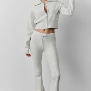 Sway Bootcut Sweatpant - White Heather