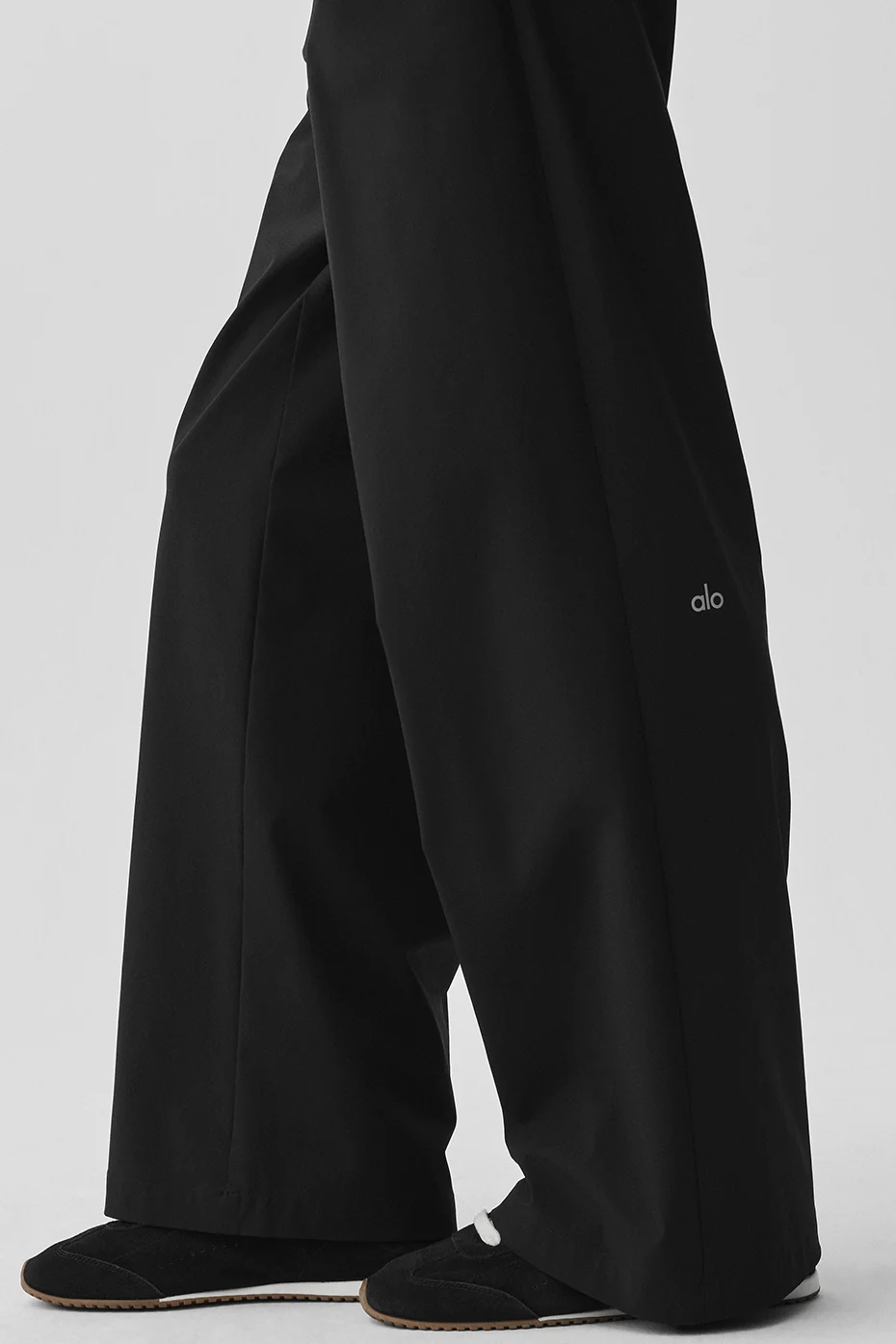 High-Waist Pursuit Trouser (Regular) - Black - Image 4