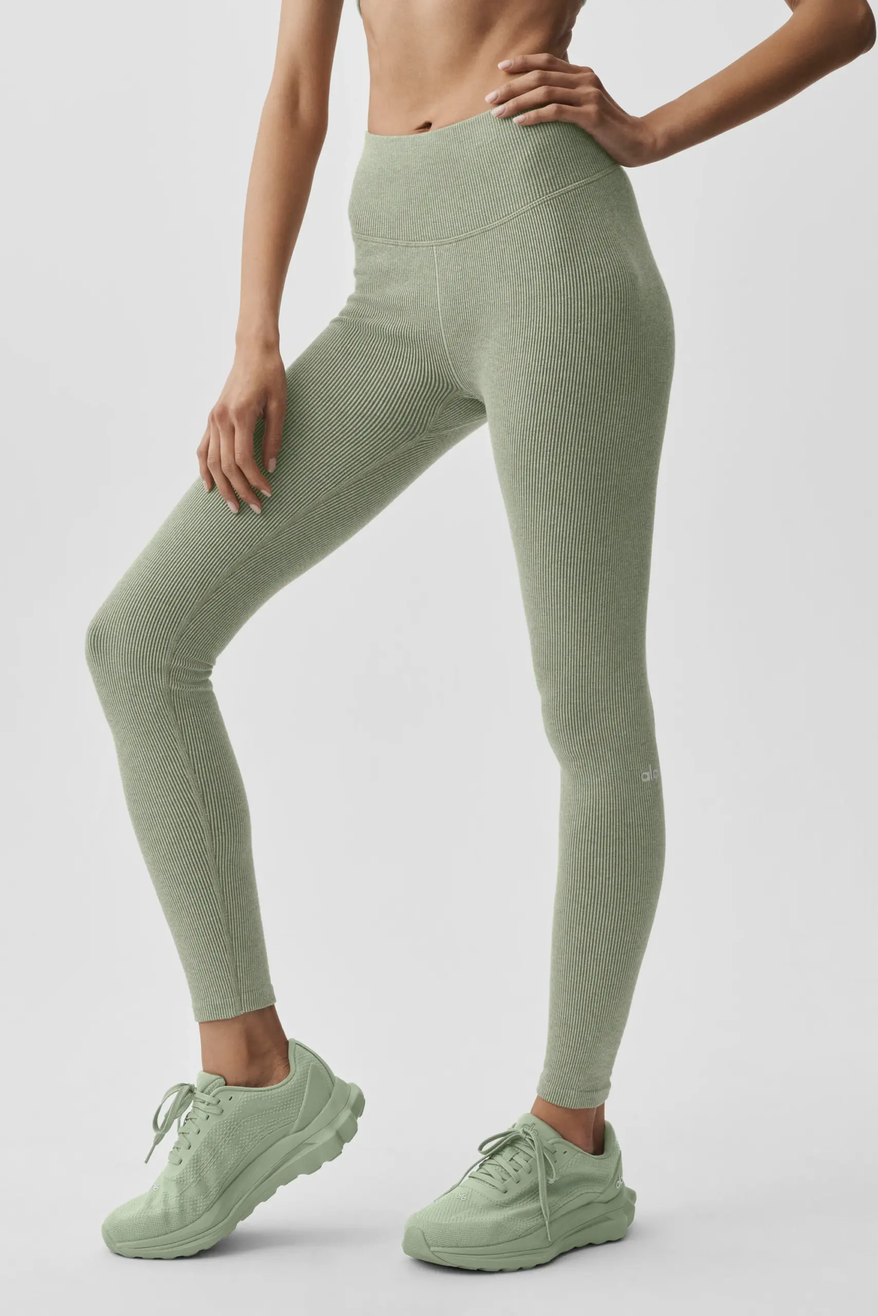 Seamless High-Waist Two Tone Rib Legging - Dune Grass Heather - Image 3
