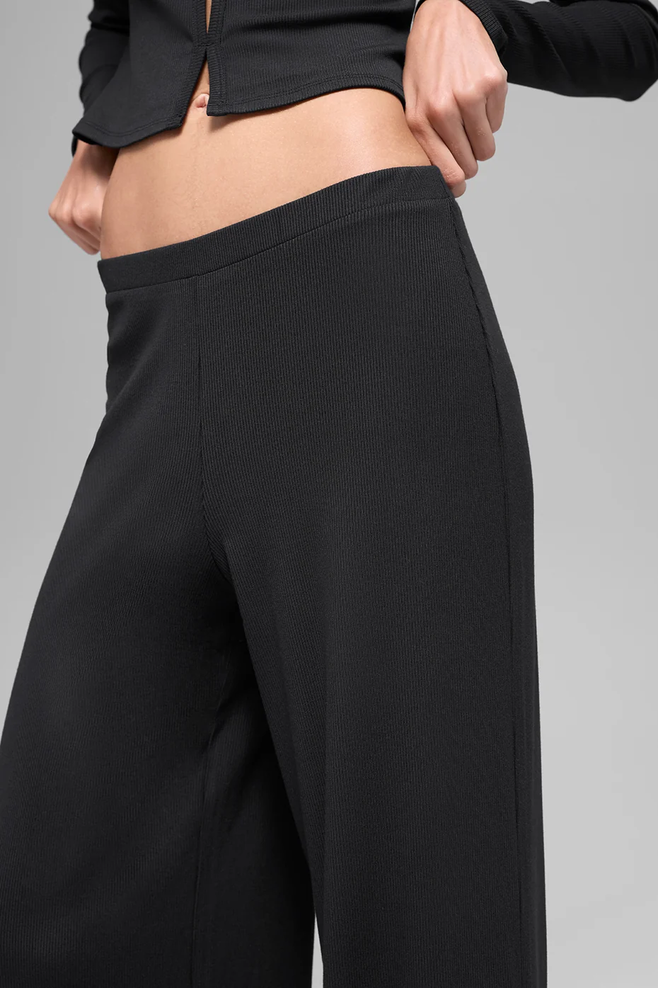 Mid-Rise Dreamlight Straight Pant - Black - Image 5