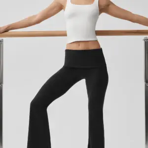 ALO Softsculpt Foldover Flare Legging (Short) - Black