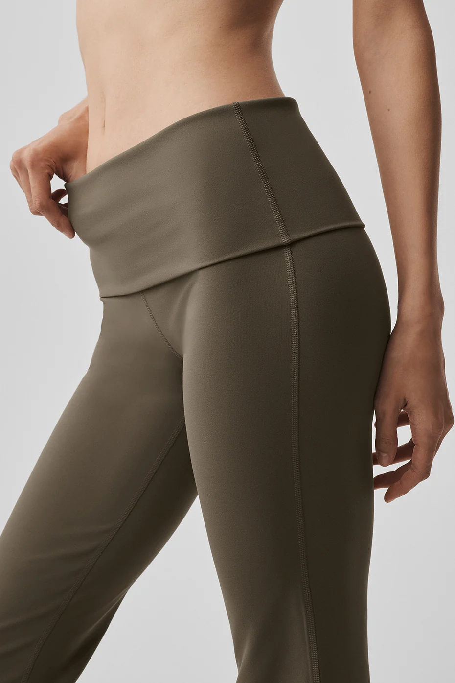 ALO Softsculpt Foldover Flare Legging (Short) - Olive Tree - Image 4
