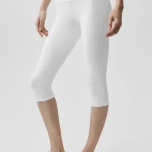 16 High-Waist Airbrush Capri - White