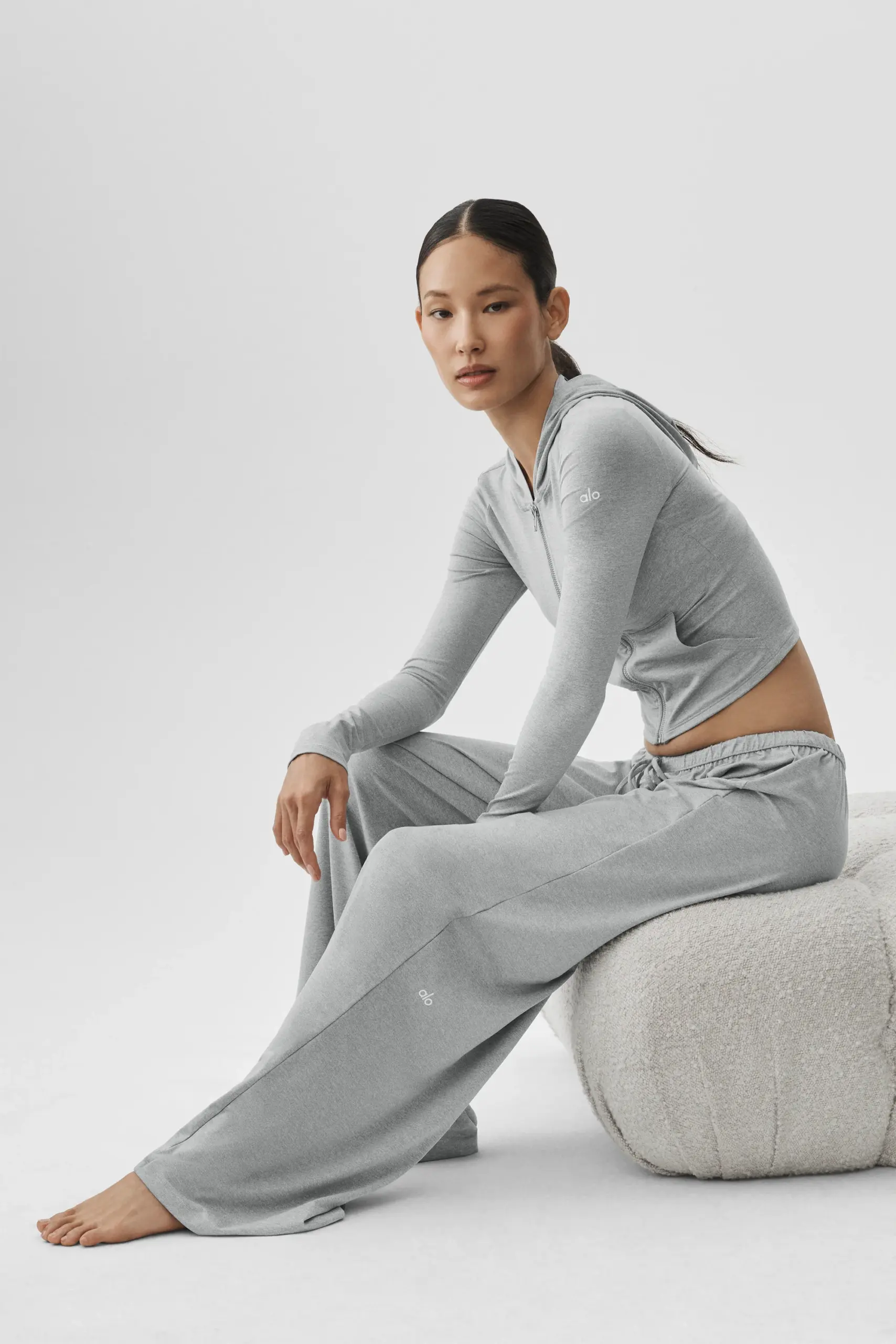 Alosoft Mid-Rise Finesse Wide Leg Sweatpant - Vintage Athletic Heather - Image 5