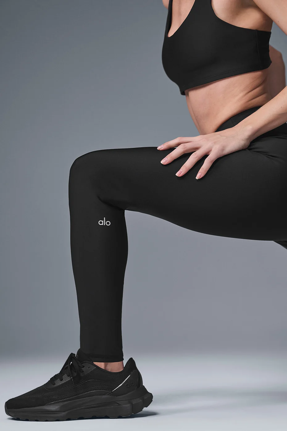High-Waist Airlift Legging - Black - Image 5