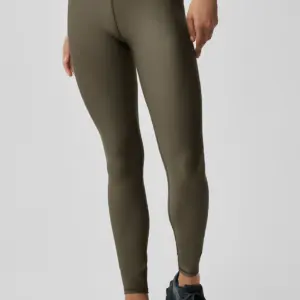 High-Waist Airlift Legging - Olive Tree