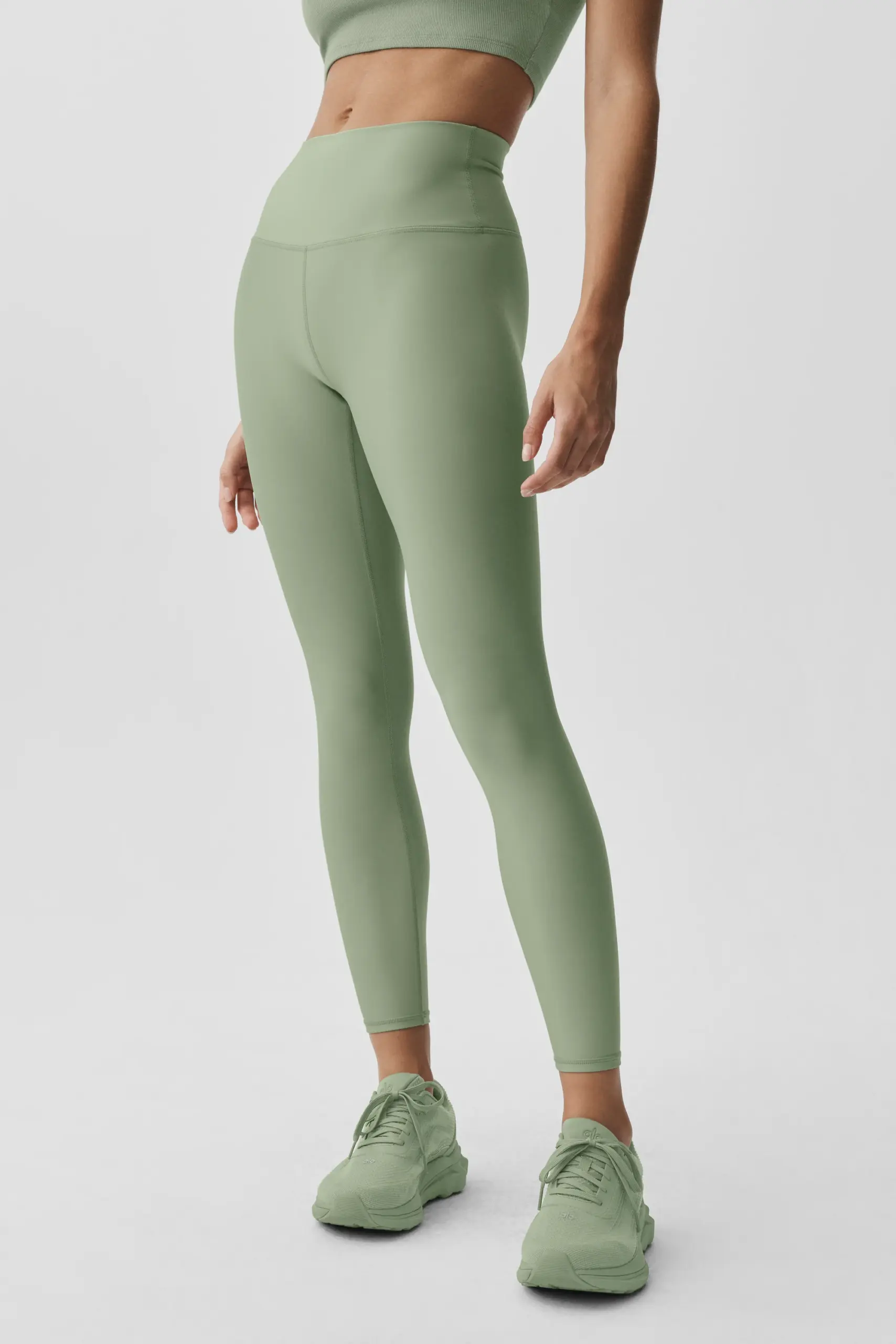 7/8 High-Waist Airlift Legging - Dune Grass - Image 2