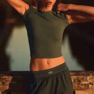 Match Point Short - Green Olive