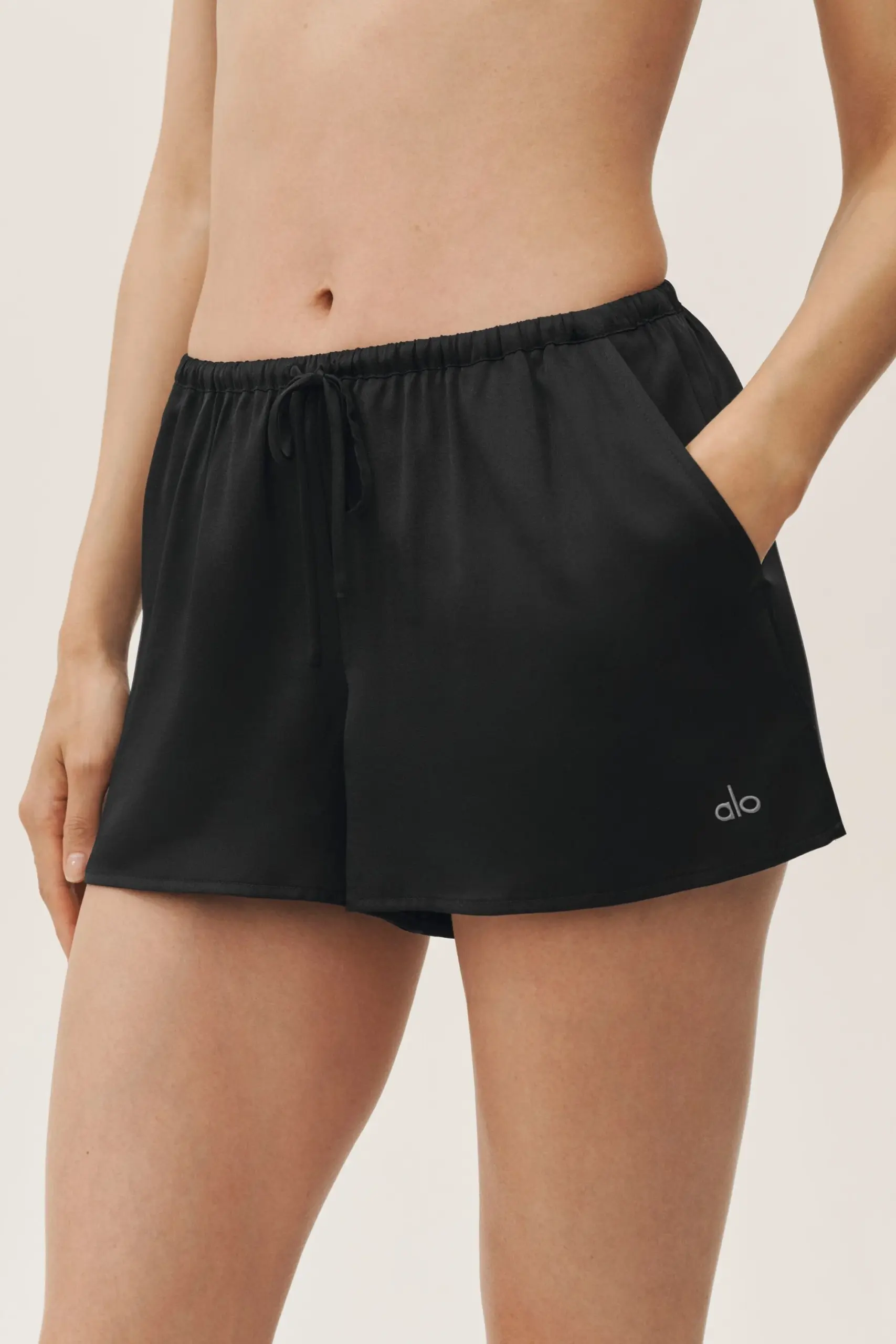 Silk Blend Radiance Short - Black - Image 2