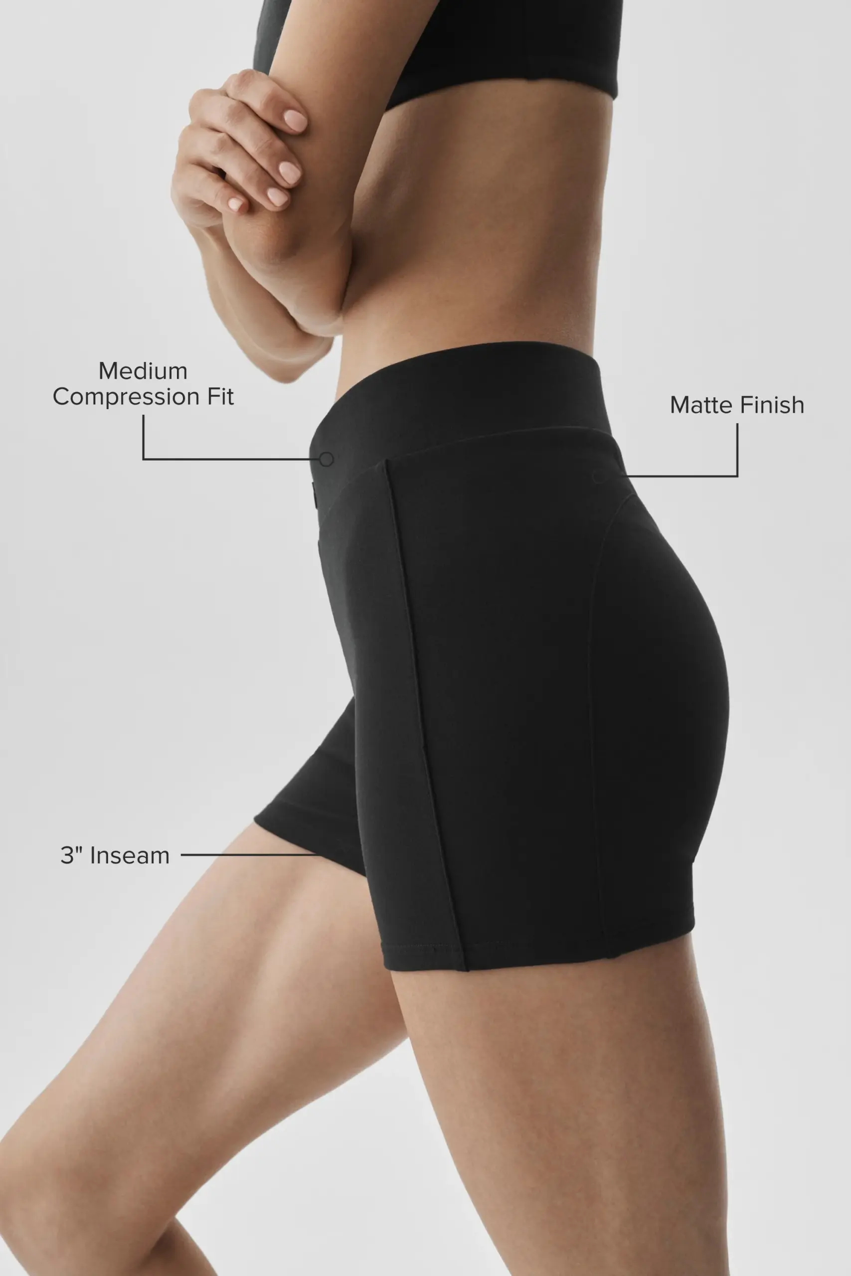 3 Airbrush High-Waist Aura Short - Black - Image 2
