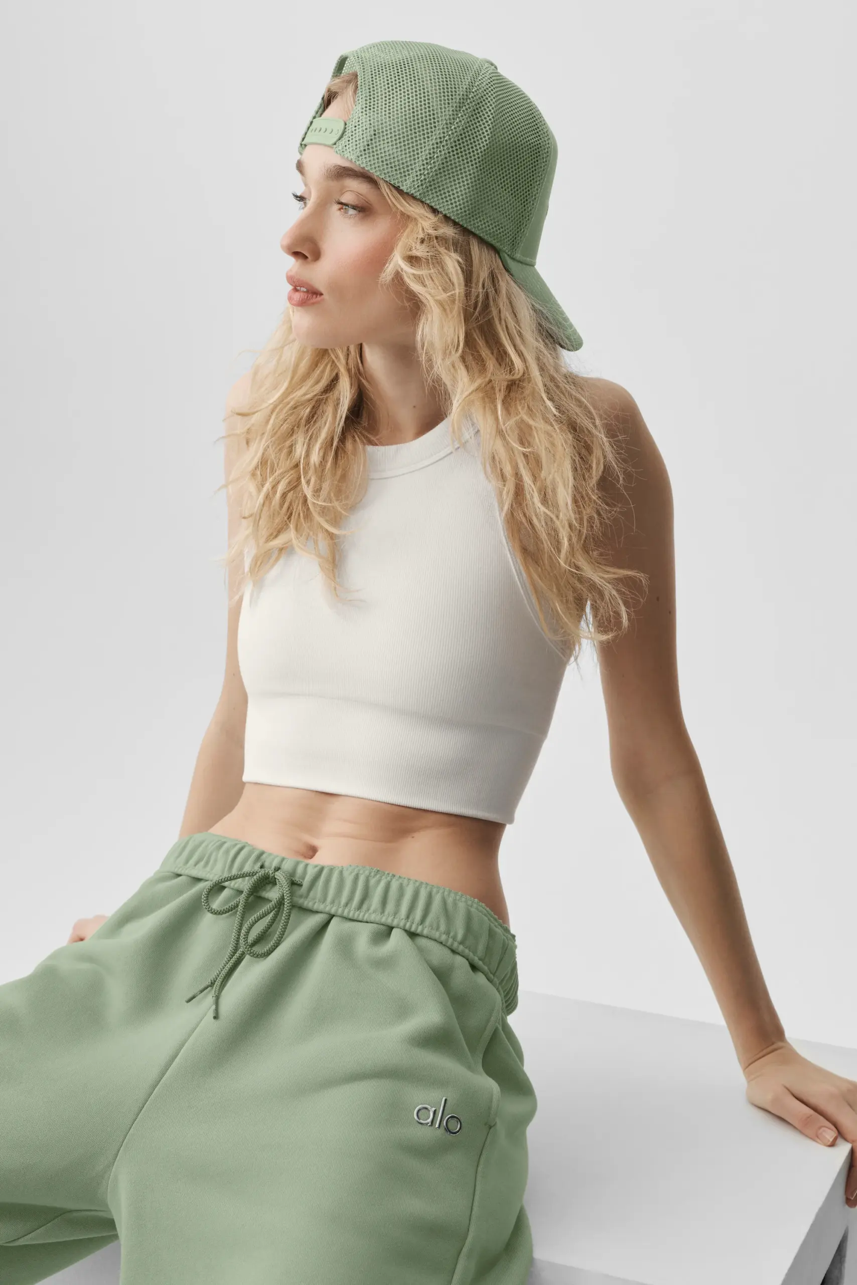 Seamless Modal Ribbed High Neck Delight Bra - White - Image 4
